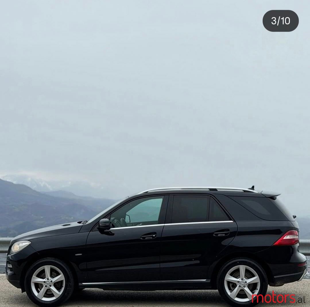 2013' Mercedes-Benz ML 350 photo #3