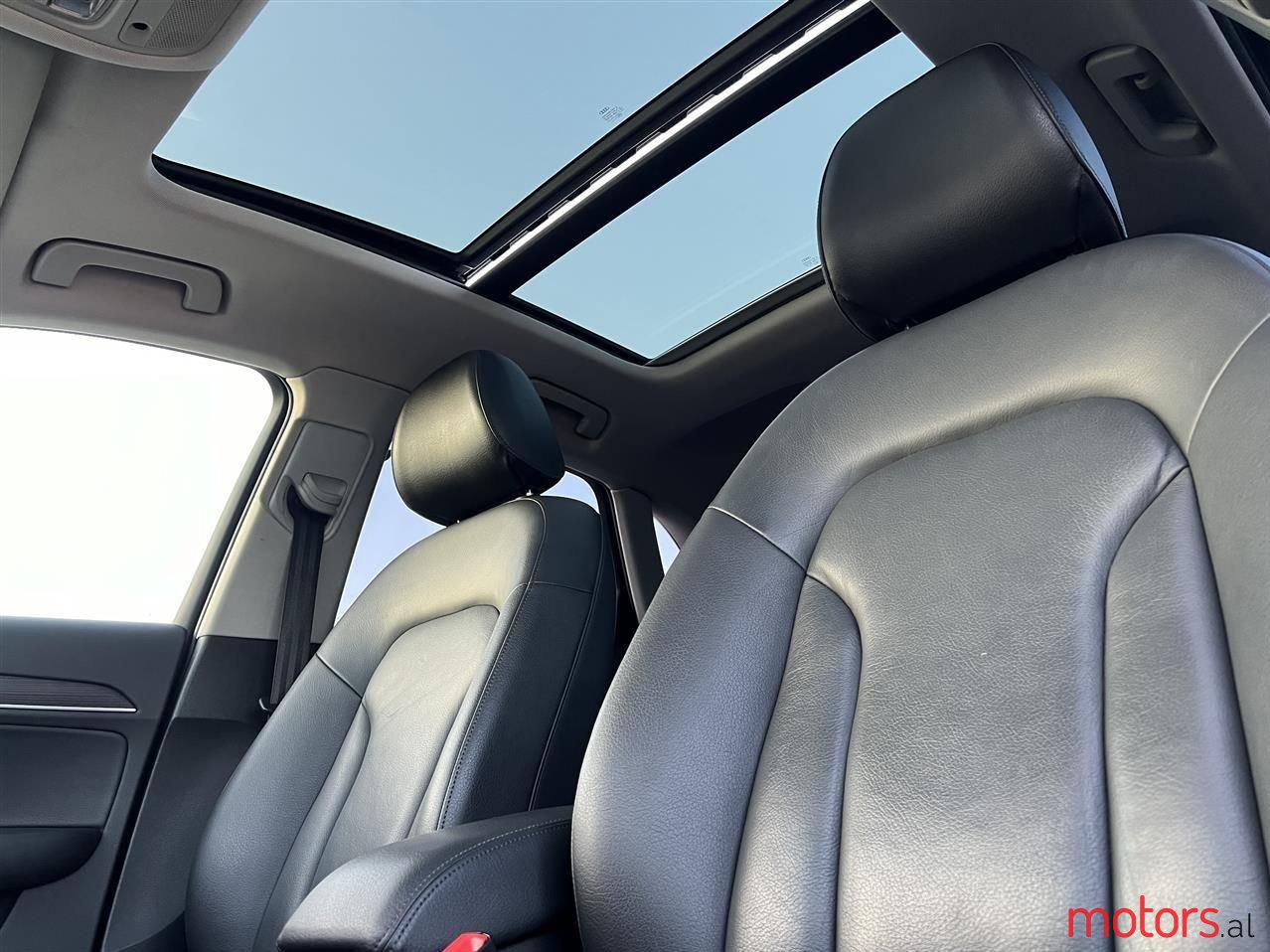 2015' Audi Q3 photo #6