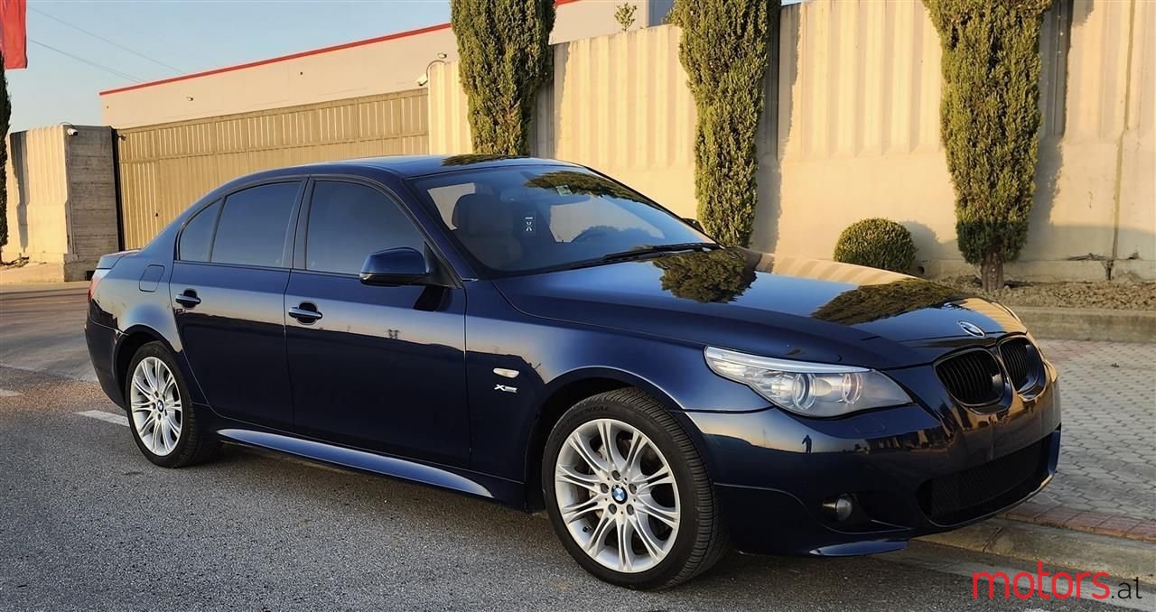 2010' BMW 528 photo #2