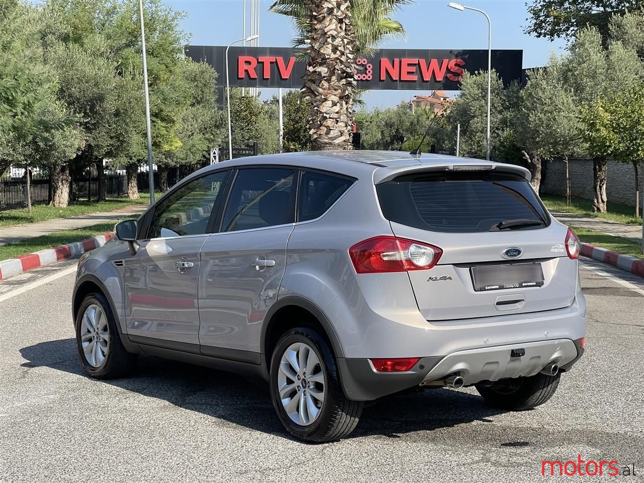 2012' Ford Kuga photo #5