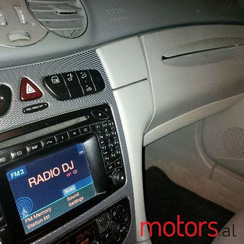 2004' Mercedes-Benz CLK photo #2