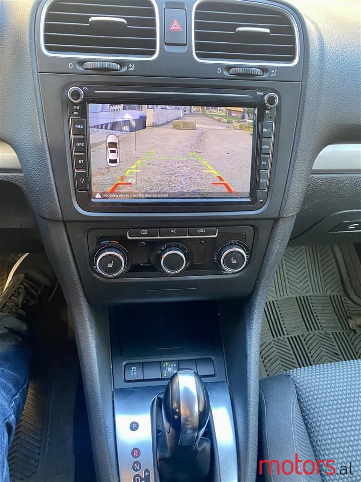 2013' Volkswagen Golf photo #3