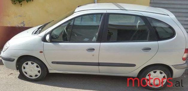 2001' Renault Scenic photo #4