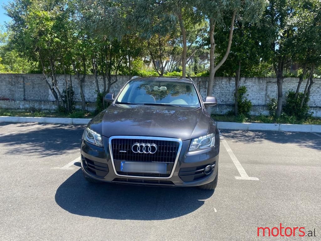 2009' Audi Q5 photo #5