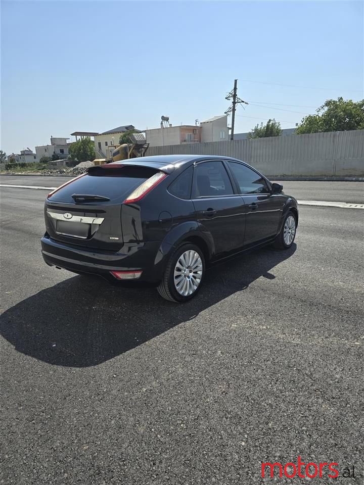 2009' Ford Focus photo #3