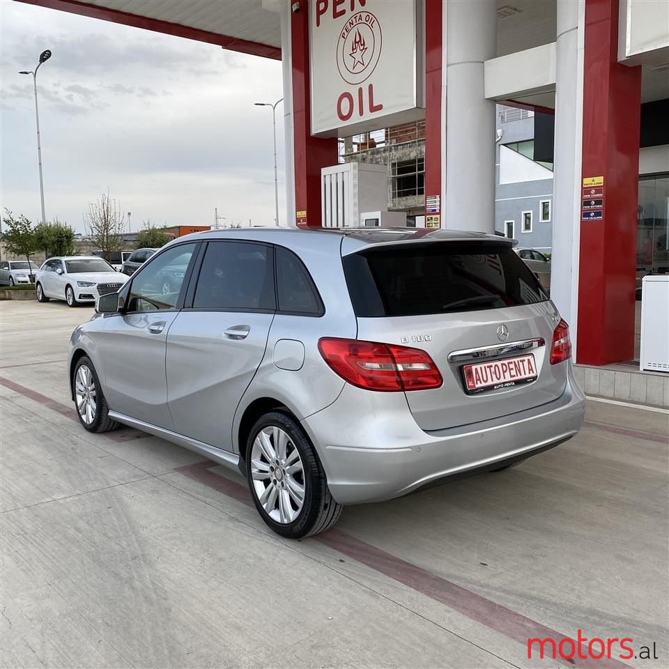 2013' Mercedes-Benz B 180 photo #3