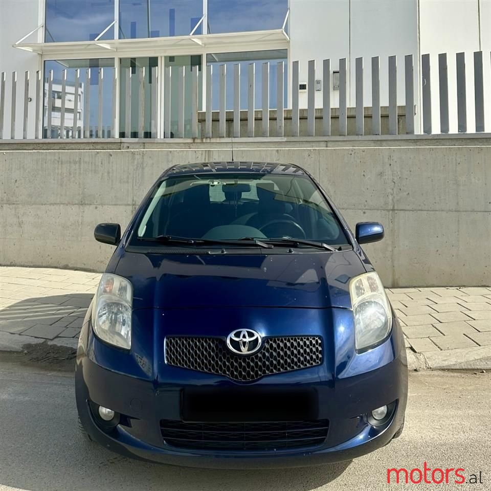 2007' Toyota Yaris photo #3