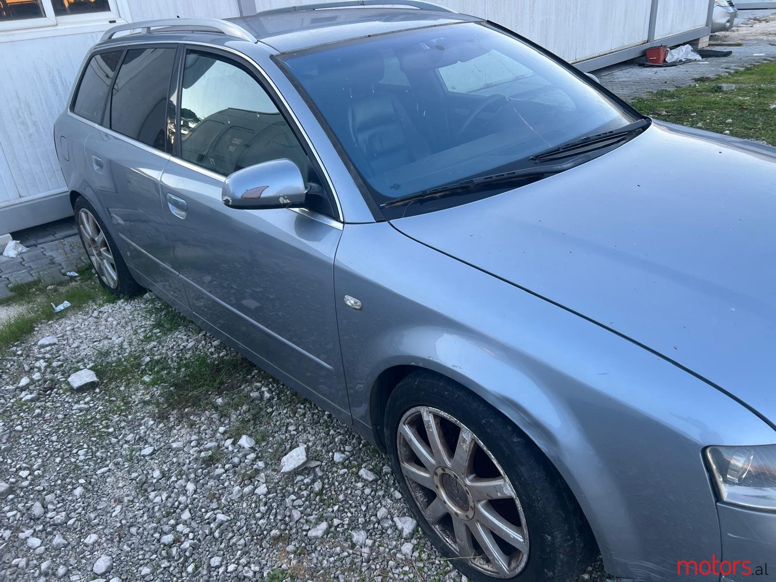 2004' Audi A4 Avant Quattro photo #1