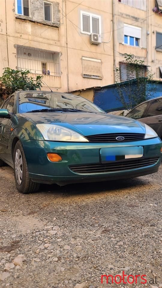 2000' Ford Focus photo #1