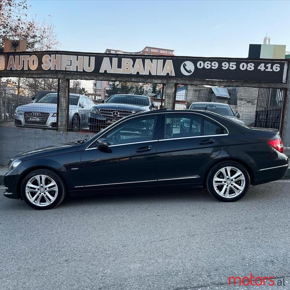 2012' Mercedes-Benz C 200 photo #6