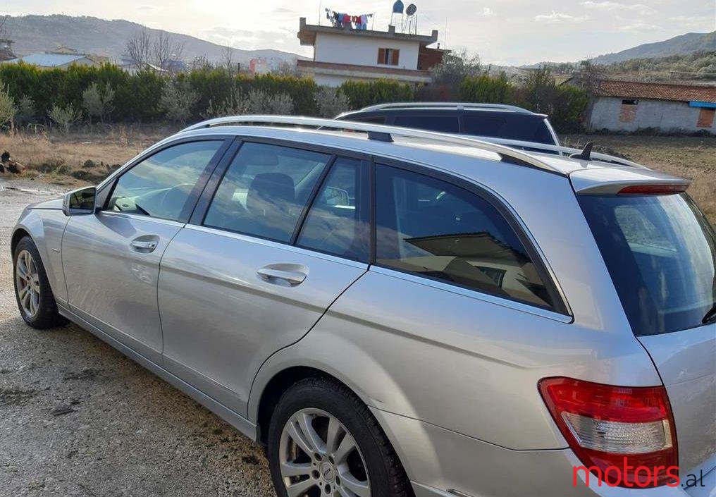 2009' Mercedes-Benz C 220 photo #1