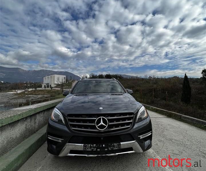 2015' Mercedes-Benz ML 350 photo #1