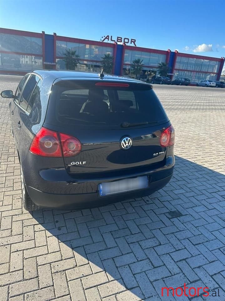 2006' Volkswagen Golf photo #2