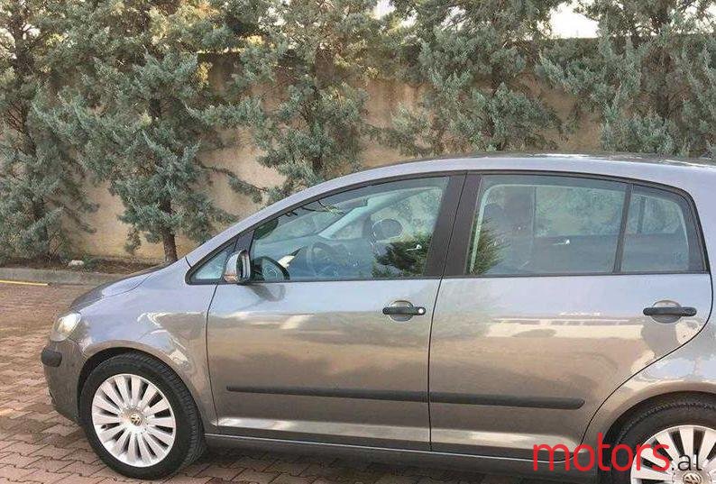 2006' Volkswagen Golf Plus photo #1