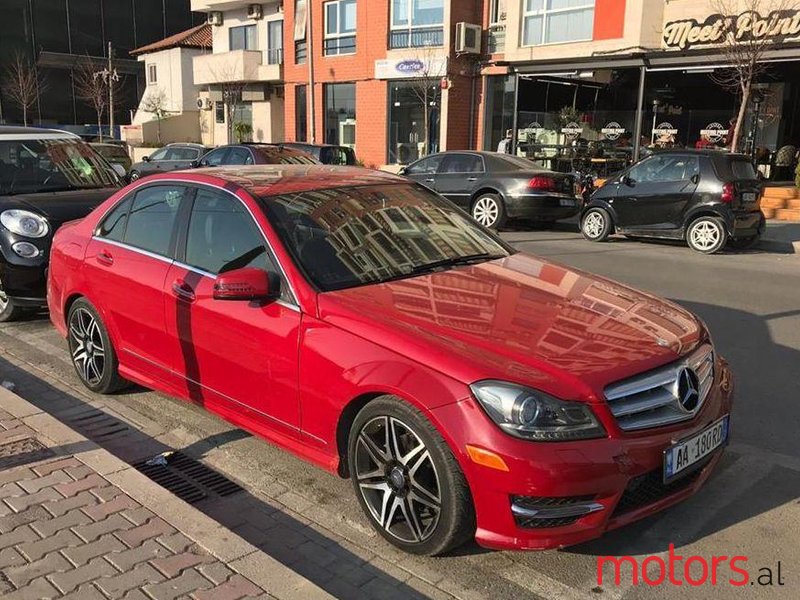 2013' Mercedes-Benz C 250 photo #1