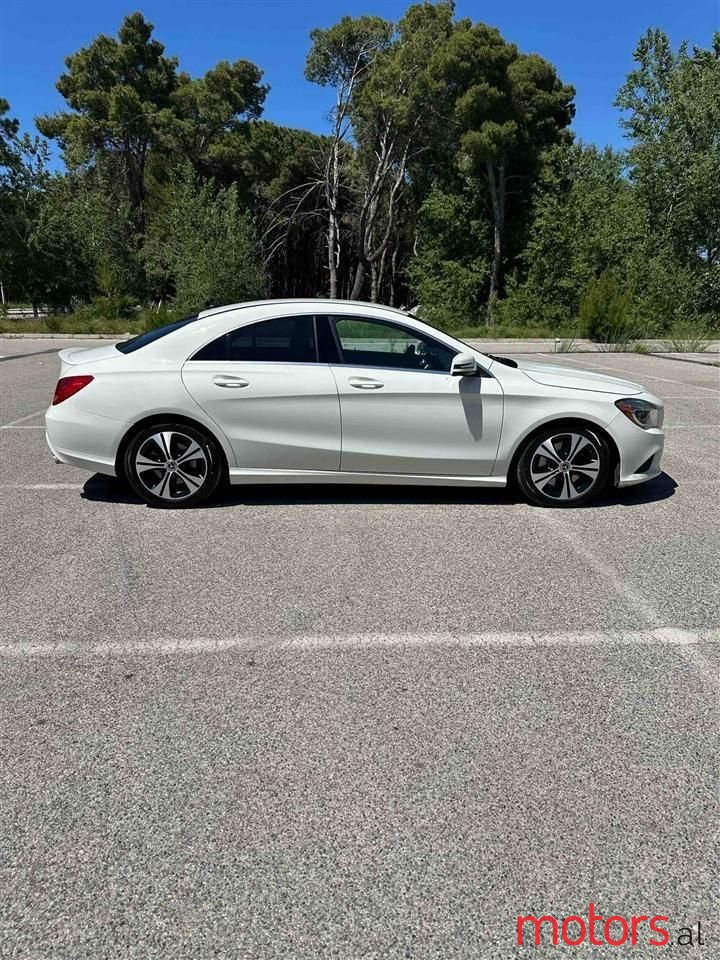 2014' Mercedes-Benz CLA 250 photo #3