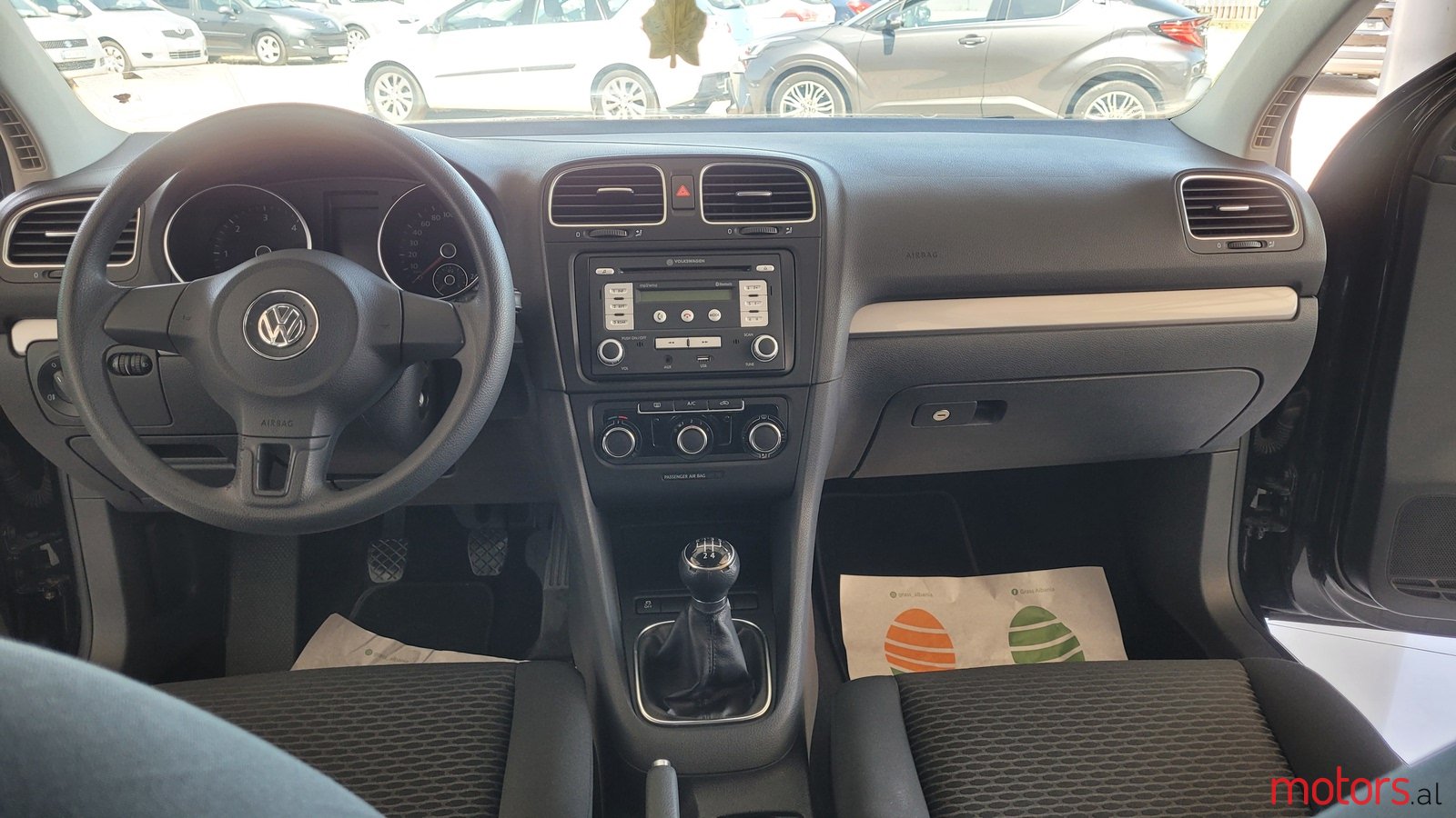 2012' Volkswagen Golf photo #1