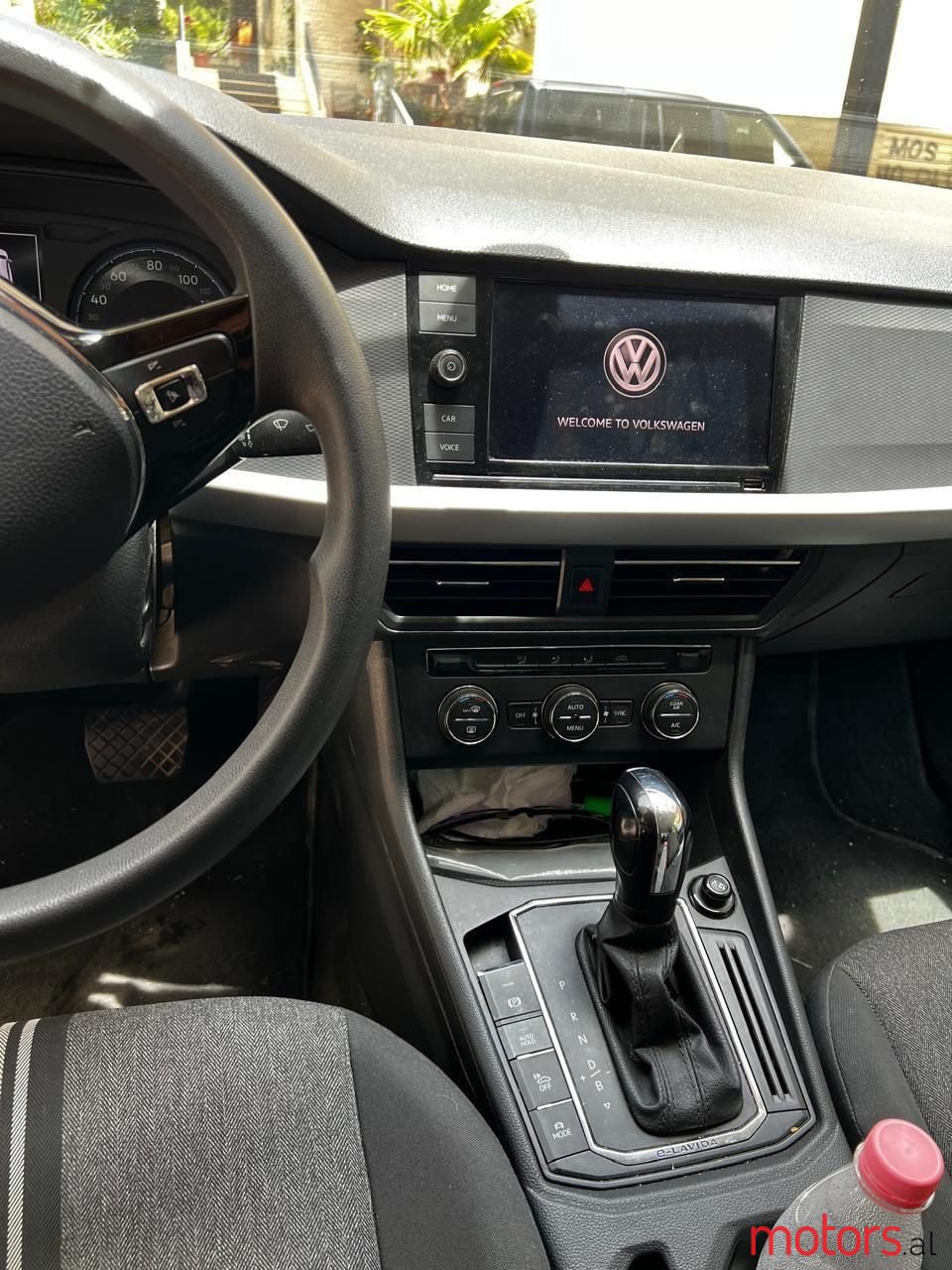 2019' Volkswagen Passat photo #6