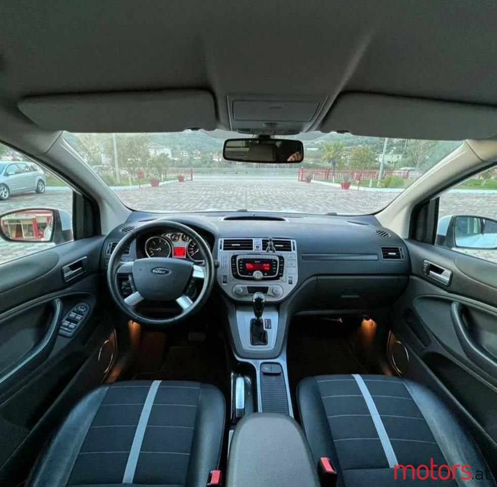 2011' Ford Kuga photo #6