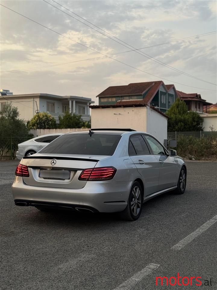 2014' Mercedes-Benz E 220 photo #5
