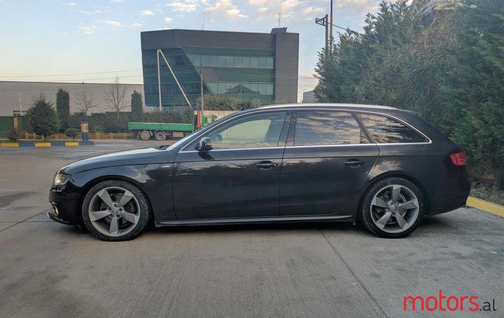 2010' Audi A4 photo #1