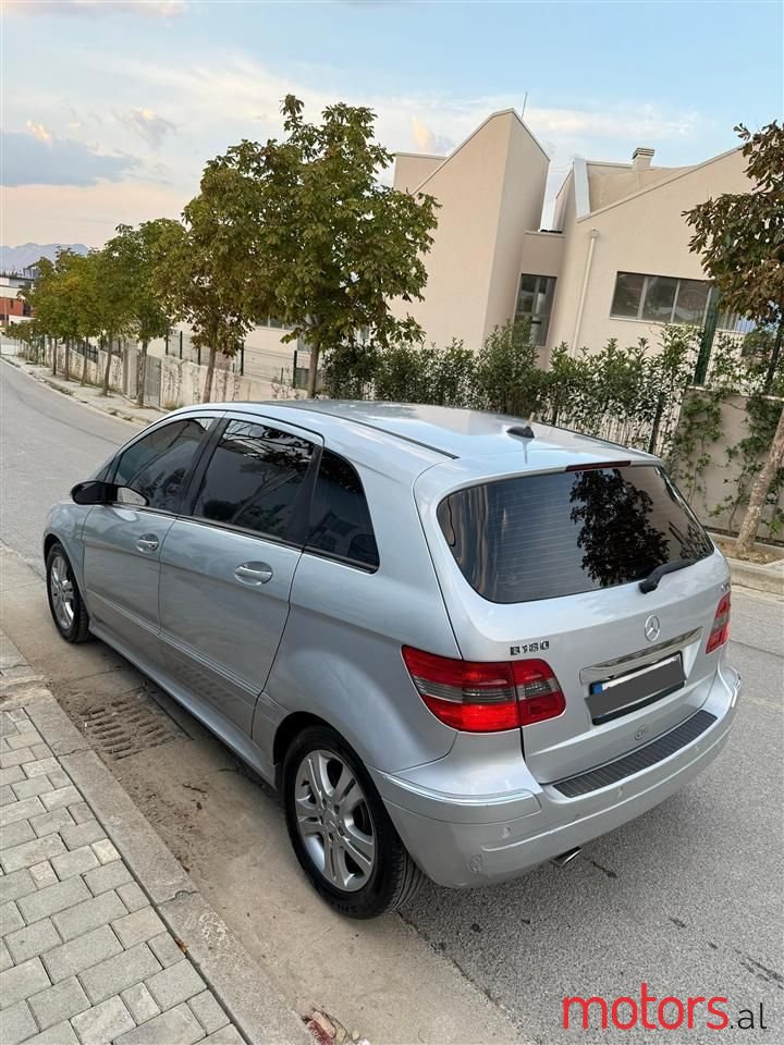 2005' Mercedes-Benz B 180 photo #2