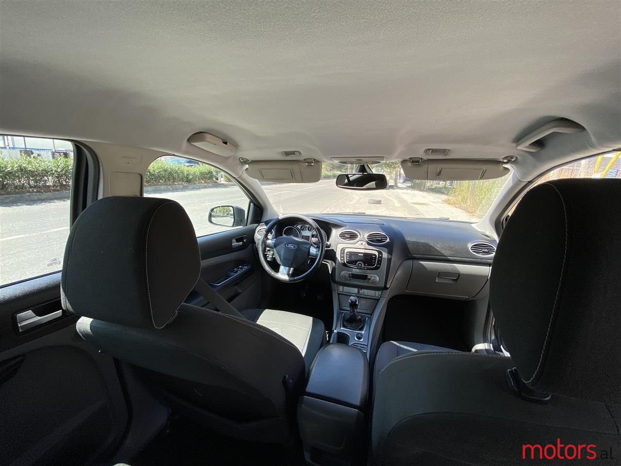 2008' Ford Focus photo #2