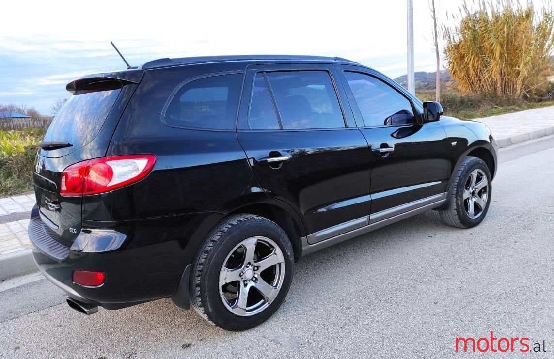 2009' Hyundai Santa Fe photo #1