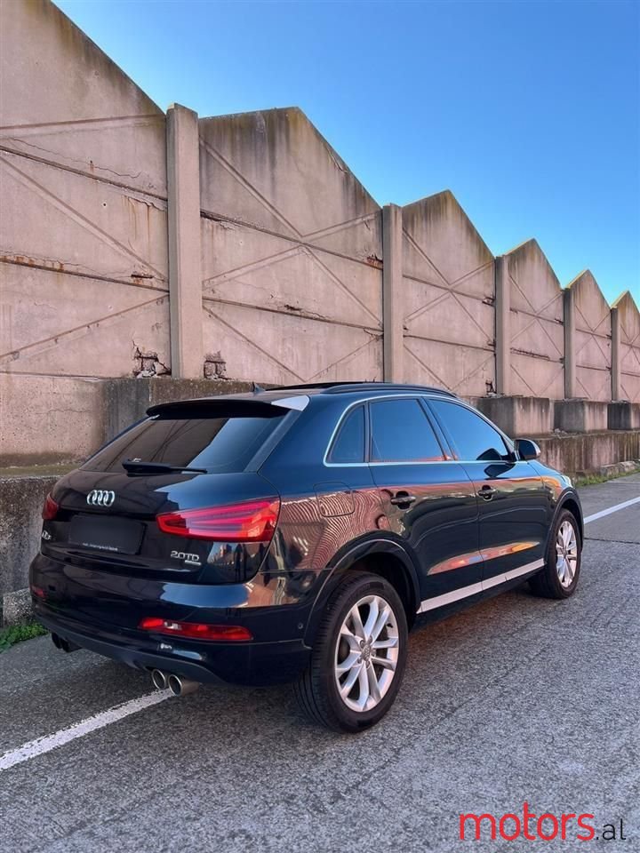 2012' Audi Q3 photo #2