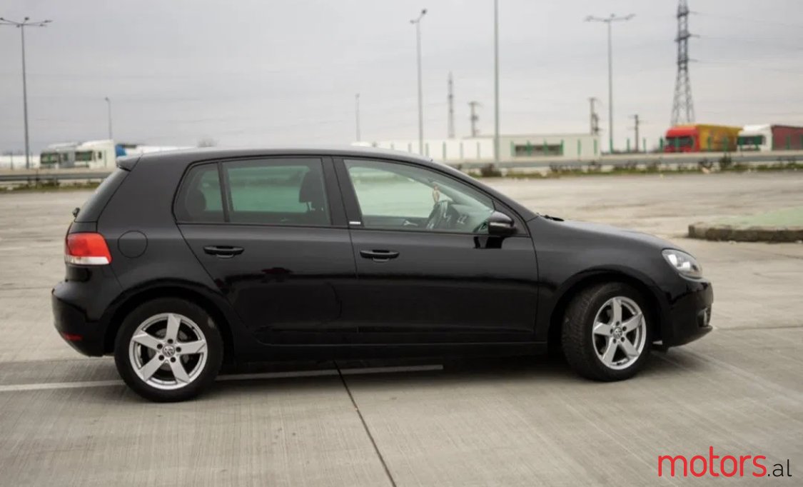 2012' Volkswagen Golf VI photo #3