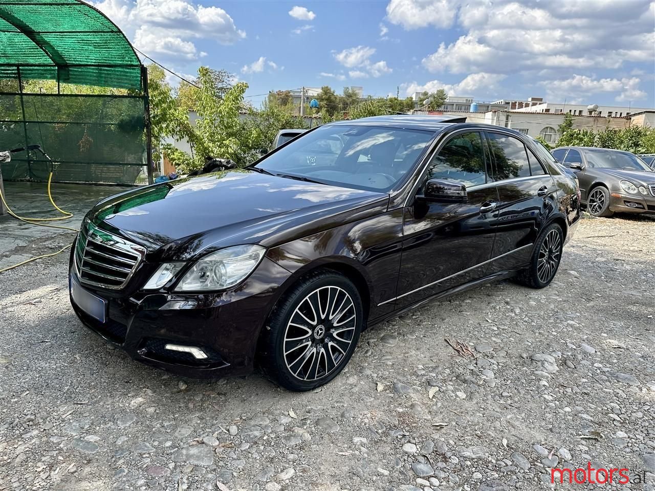 2009' Mercedes-Benz E 350 photo #3