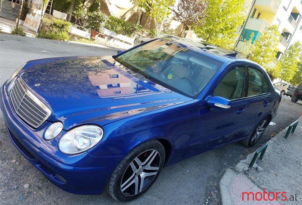 2006' Mercedes-Benz E 220 photo #1