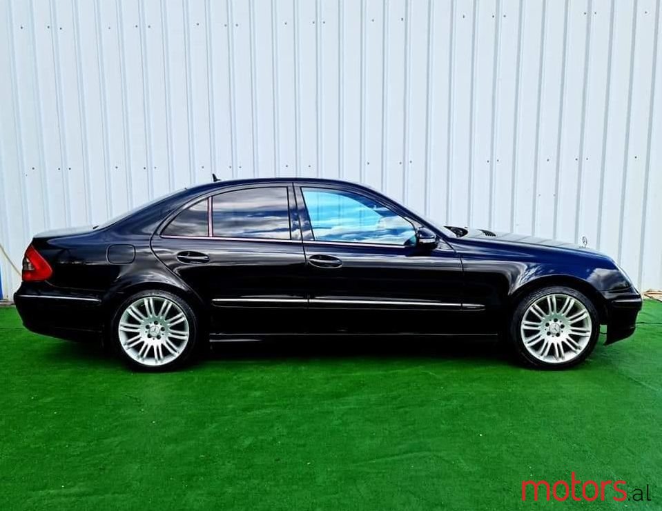 2007' Mercedes-Benz E 320 photo #1