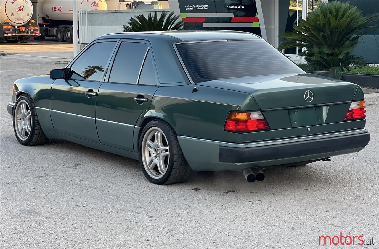 1992' Mercedes-Benz E 420 photo #3