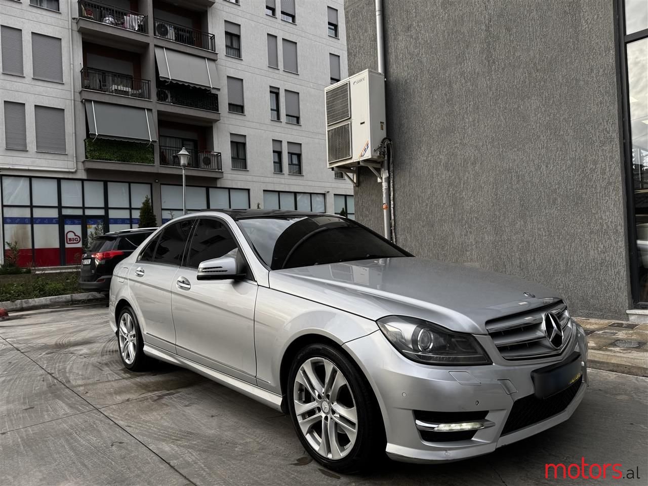 2013' Mercedes-Benz C 220 photo #1