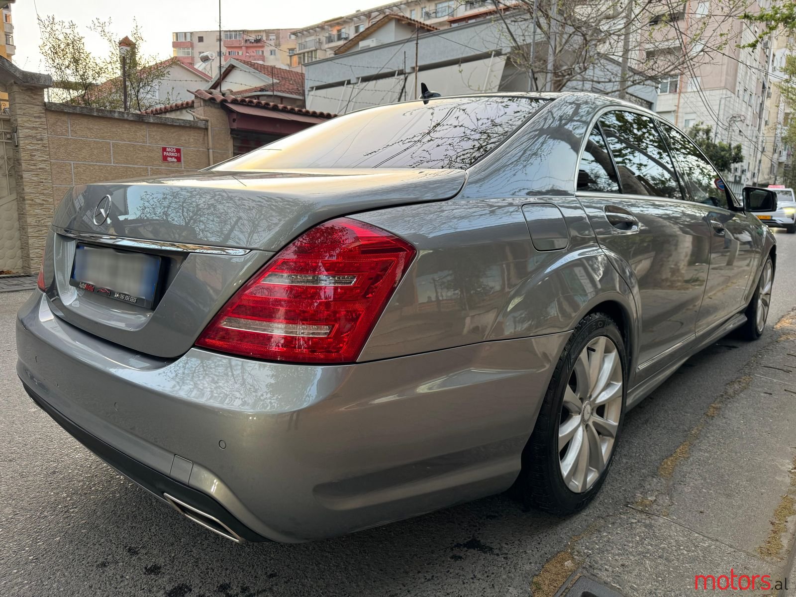 2010' Mercedes-Benz S 550 photo #6