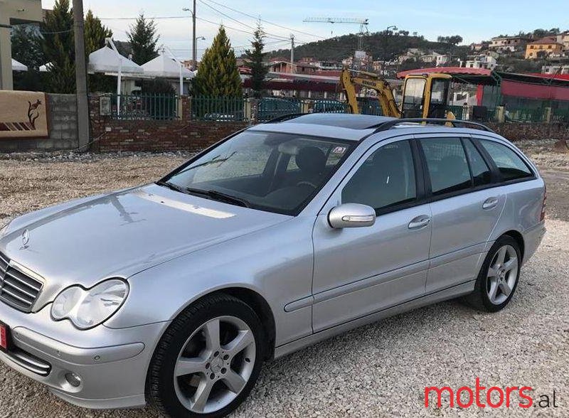 2007' Mercedes-Benz C 220 photo #2