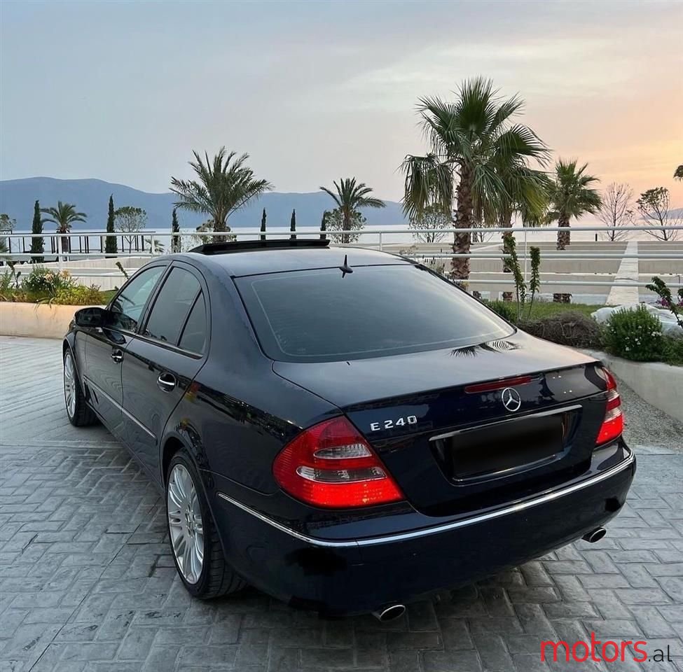 2003' Mercedes-Benz E 240 photo #4