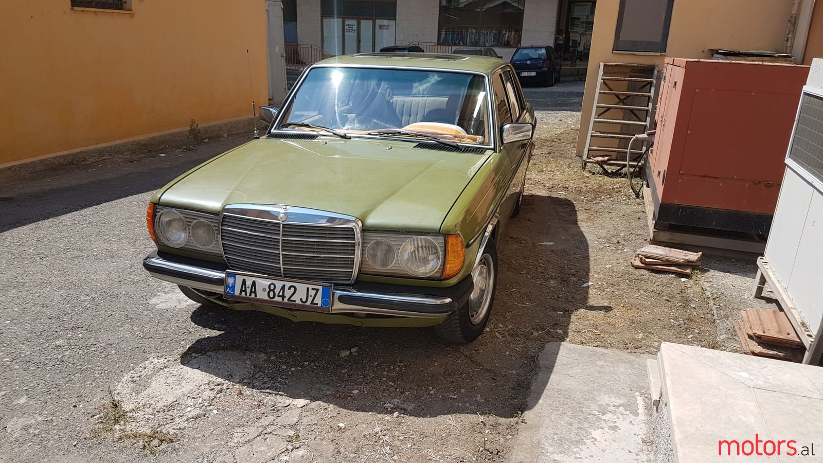 1983' Mercedes-Benz 300D Motorr 240 photo #1