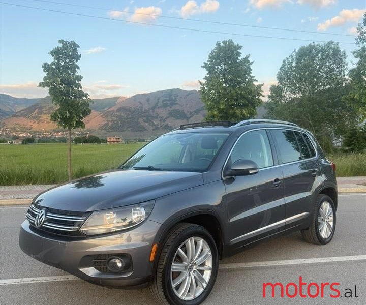 2013' Volkswagen Tiguan photo #1