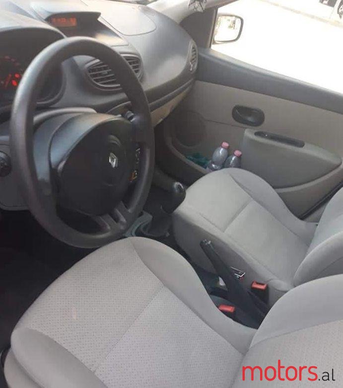 2008' Renault Clio photo #1