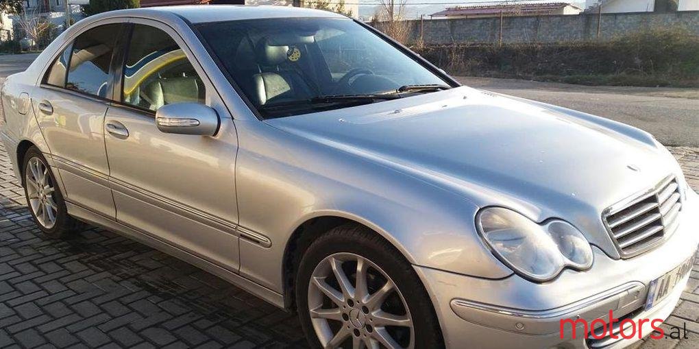 2001' Mercedes-Benz C 220 photo #1