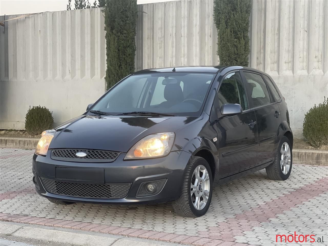 2008' Ford Fiesta photo #1