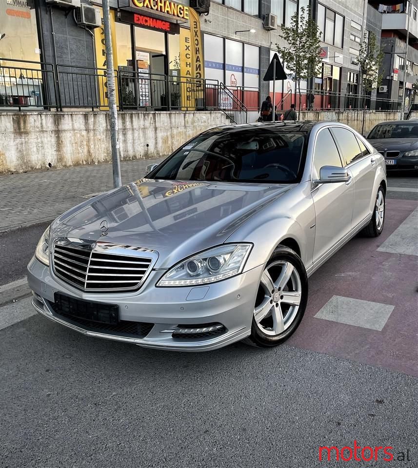 2011' Mercedes-Benz S 350 photo #1