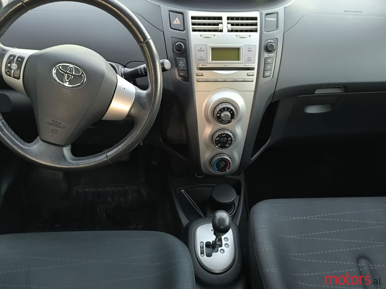 2007' Toyota Yaris photo #6