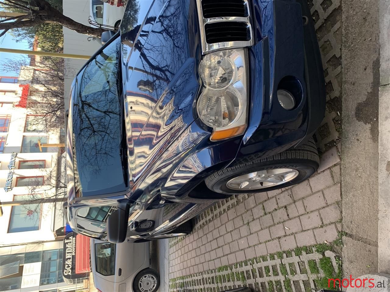 2006' Jeep Grand Cherokee photo #2