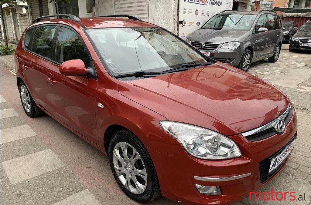 2010' Hyundai I30 photo #1