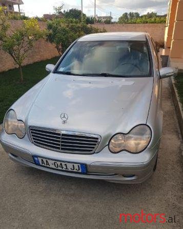 2000' Mercedes-Benz C-Class photo #1
