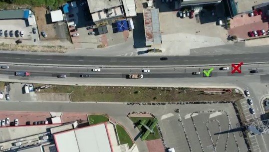 Kundër rregullave të parakalimit, ‘Droni edukues’ kap shoferët në Tiranë