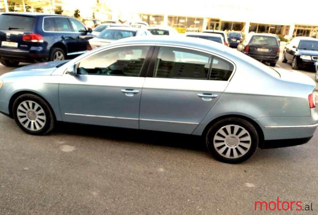 2007' Volkswagen Passat photo #1